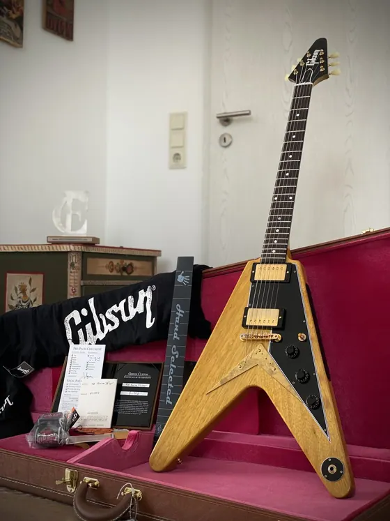 Gibson Custom Shop '58 Flying V Korina