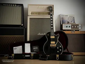 Gibson Custom Shop Les Paul Axcess Custom Ebony Floyd Rose, Gold Hardware (2011) Photo 8