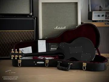 Gibson Custom Shop Les Paul Axcess Custom Ebony Floyd Rose, Gold Hardware (2011) Photo 16