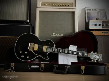 Gibson Custom Shop Les Paul Axcess Custom Ebony Floyd Rose, Gold Hardware (2011) Photo 21
