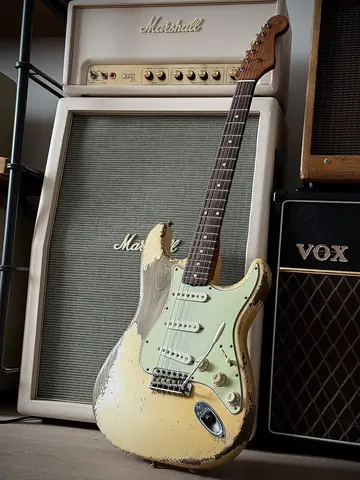 Fender Masterbuilt Dale Wilson '60s Heavy Relic Strat (2021) Photo 3