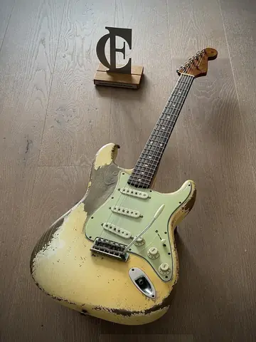 Fender Masterbuilt Dale Wilson '60s Heavy Relic Strat (2021) Photo 10