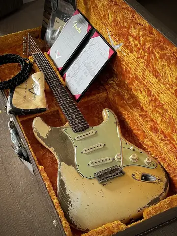 Fender Masterbuilt Dale Wilson '60s Heavy Relic Strat (2021) Photo 11