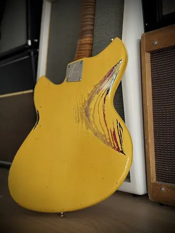 Novo Serus P2 Custom Flamed Neck (2021) Photo 5