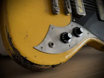 Novo Serus P2 Custom Flamed Neck (2021) Photo 12