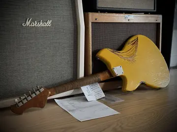 Novo Serus P2 Custom Flamed Neck (2021) Photo 16