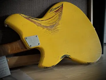 Novo Serus P2 Custom Flamed Neck (2021) Photo 18