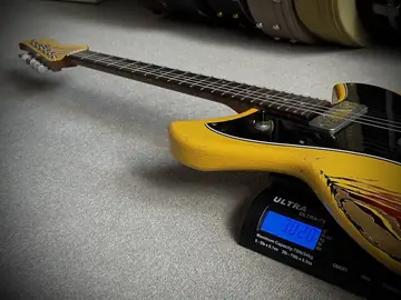 Novo Serus P2 Custom Flamed Neck (2021) Photo 32