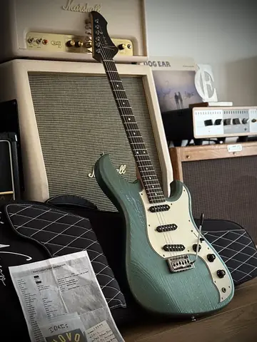Novo Idris SSS Aged Pelham Blue Relic (2023) Foto 1