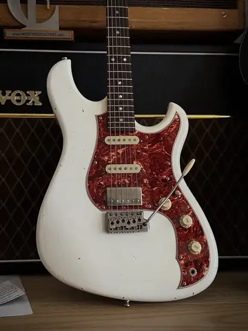 Novo Guitars Idris HSS Nucleus — Olympic White (Guitar Summit Exemplar, 2025) Foto 7