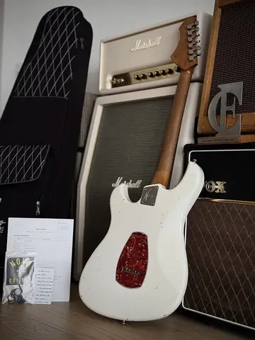 Novo Guitars Idris HSS Nucleus — Olympic White (Guitar Summit Exemplar, 2025) Foto 9