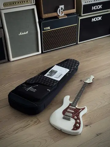 Novo Guitars Idris HSS Nucleus — Olympic White (Guitar Summit Exemplar, 2025) Foto 20
