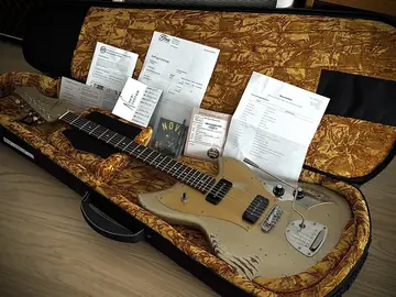 Novo Serus J Custom Shoreline Gold (2026) Photo 2