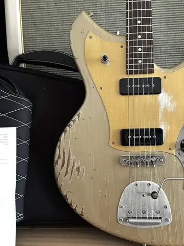 Novo Serus J Custom Shoreline Gold (2026) Photo 7