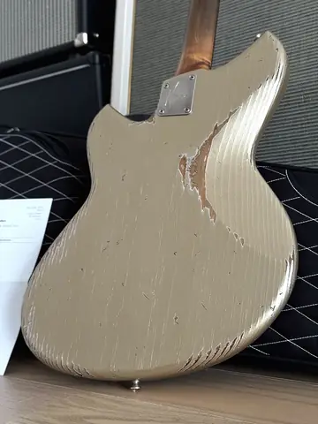 Novo Serus J Custom Shoreline Gold (2026) Photo 9