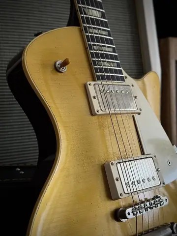 Giordano Tributo '59 Aged Goldtop — 60s Neck (2026) Photo 18