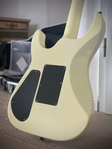 1989 Charvel Mod 6 Pearl White Foto 10