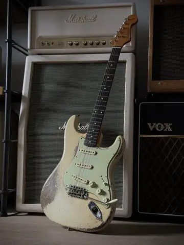 Fender Masterbuilt 2018 Dale Wilson '61 Relic — Olympic White Foto 2