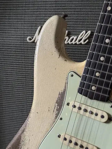 Fender Masterbuilt 2018 Dale Wilson '61 Relic — Olympic White Foto 4