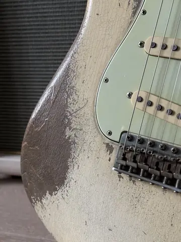 Fender Masterbuilt 2018 Dale Wilson '61 Relic — Olympic White Foto 5