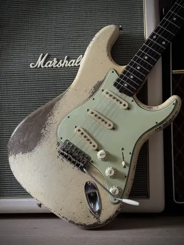 Fender Masterbuilt 2018 Dale Wilson '61 Relic — Olympic White Foto 11