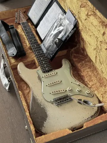 Fender Masterbuilt 2018 Dale Wilson '61 Relic — Olympic White Foto 16