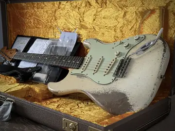 Fender Masterbuilt 2018 Dale Wilson '61 Relic — Olympic White Foto 18