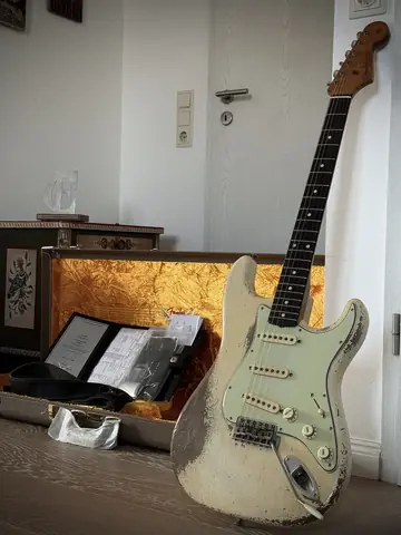 Fender Masterbuilt 2018 Dale Wilson '61 Relic — Olympic White Foto 27