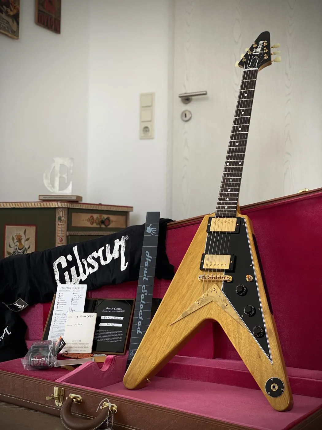 Gibson Custom Shop '58 Flying V Korina