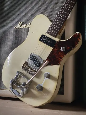 Leo Guitars 2019 Dillinger (Nicotine White) Foto 10