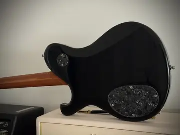 Qcumber Sin Black Bold Tremolo Lightweight (2026, Neuware) Foto 28