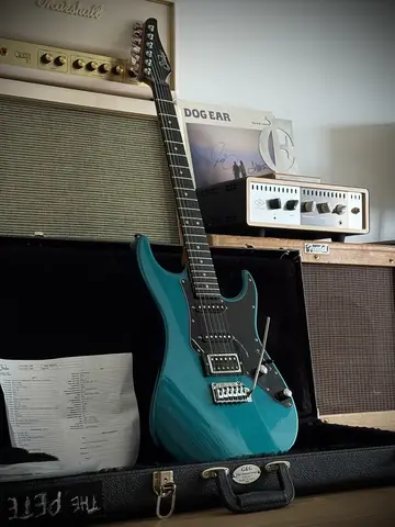 Suhr Pete Thorn Signature Standard HSS — Ocean Turquoise Metallic Foto 15