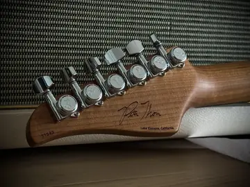Suhr Pete Thorn Signature Standard HSS — Ocean Turquoise Metallic Foto 20