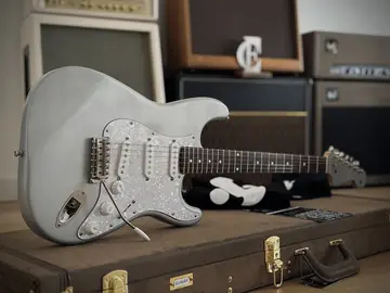 Suwak Light Relic Strat 'Relic Ready' (2025, new) Photo 15