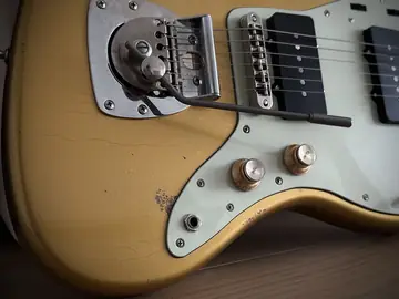 Suwak Relic Gold Jazzmaster Ede Custom (2025, new) Photo 34