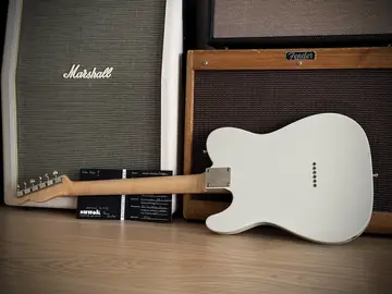 Suwak Thinline Ash T-Style Relic White Nitro (2026, Neuware) Foto 36